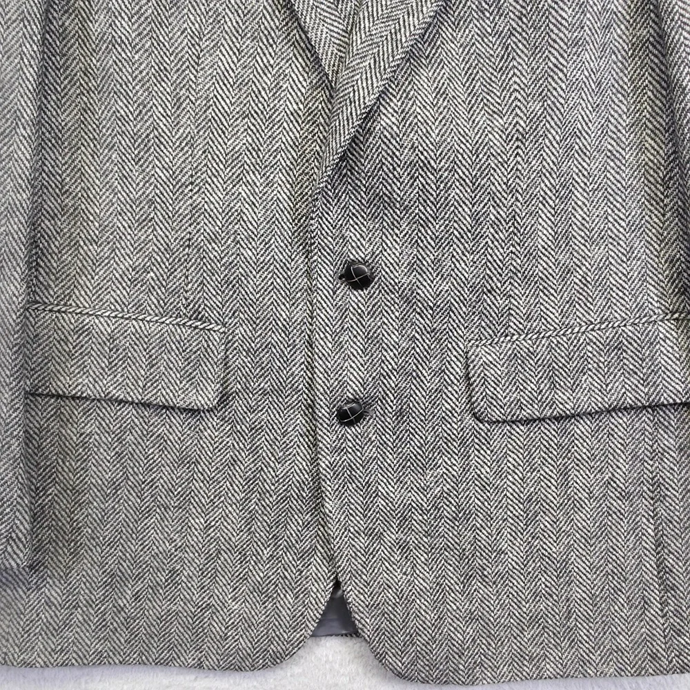 Savile Row Sport Coat Mens 42‎ Gray Herringbone Classic Wool Blazer Tweed Jacket